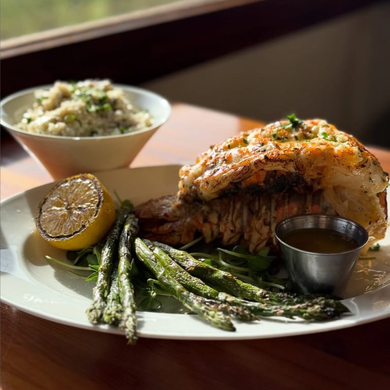Fresh Fish Tacos: A Seafood Delight